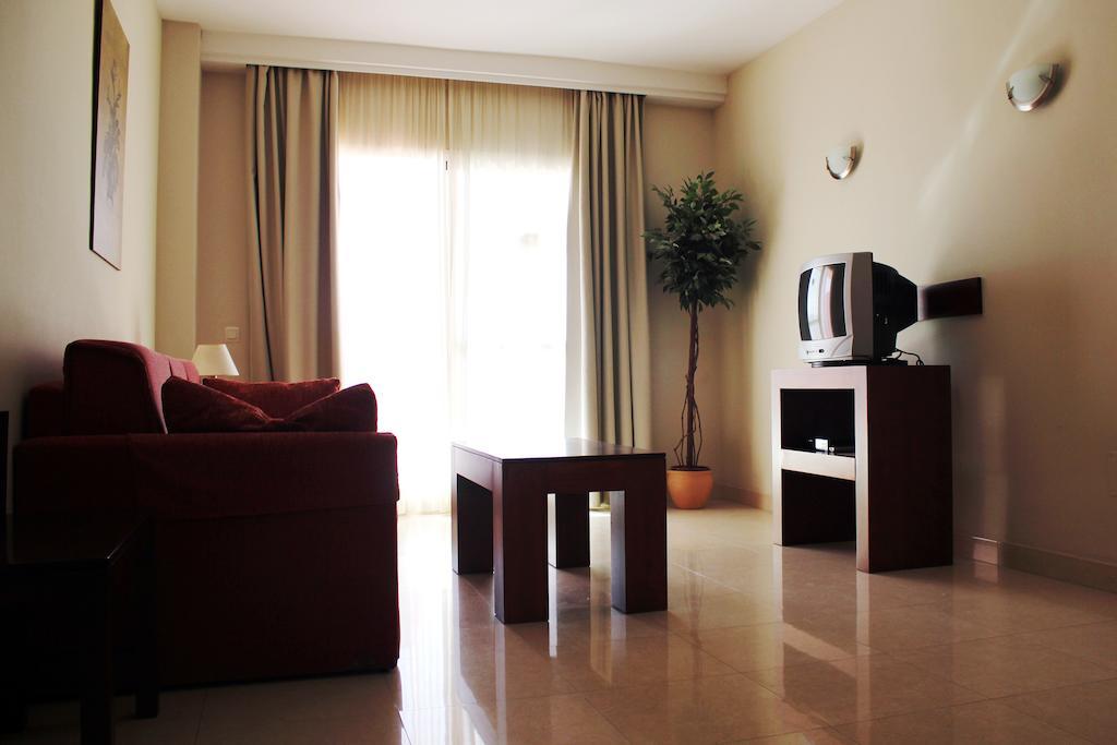 Apartamentos Turisticos Anoreta Rincón de la Victoria Eksteriør bilde