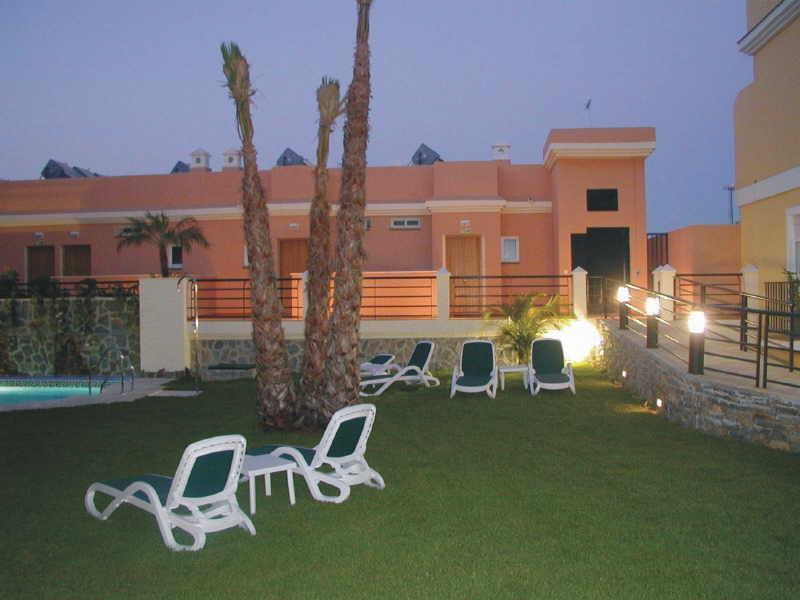 Apartamentos Turisticos Anoreta Rincón de la Victoria Eksteriør bilde